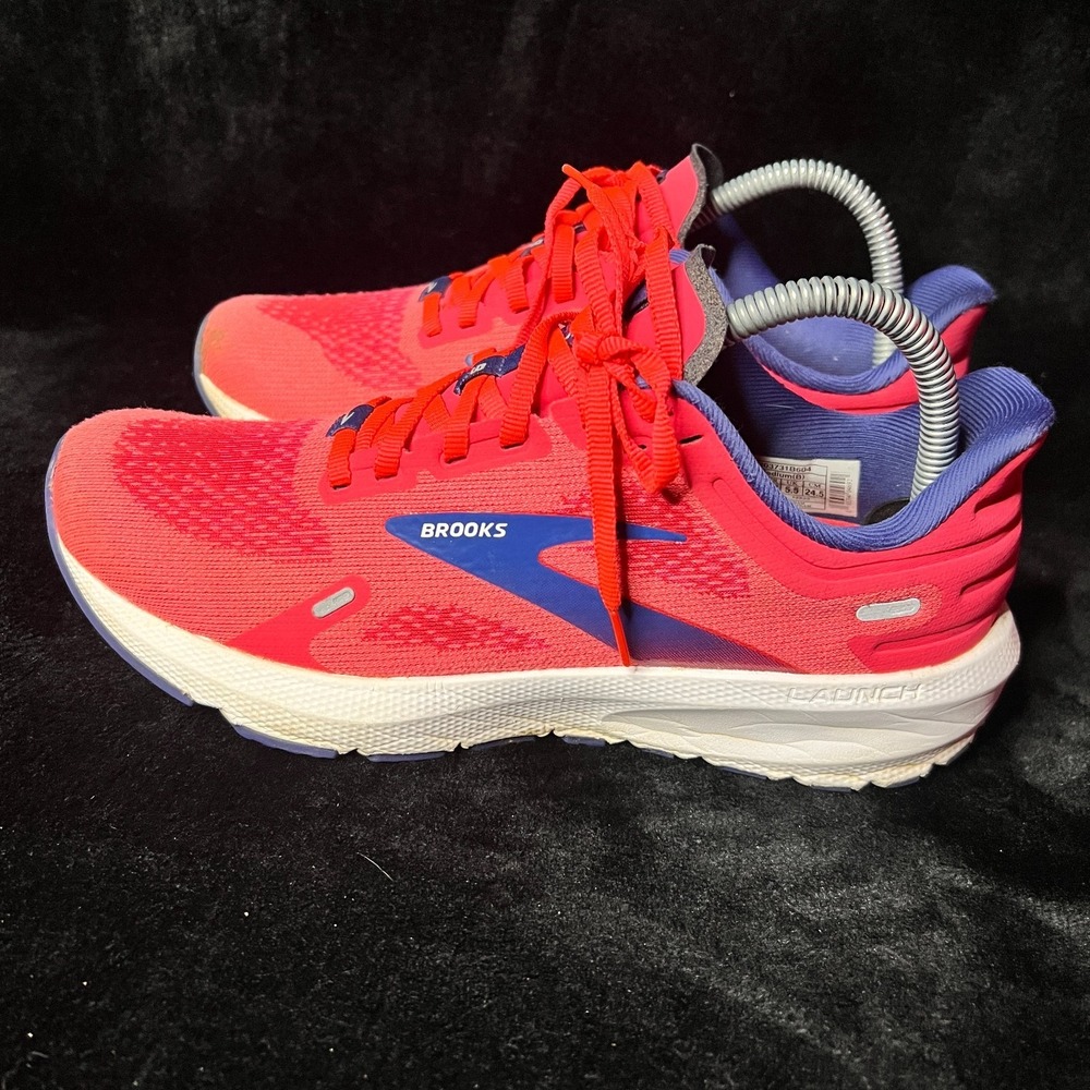 Brooks Launch GTS 9 120331B604 Sneakers Womens US 7.5B Red Low Top Running Shoes